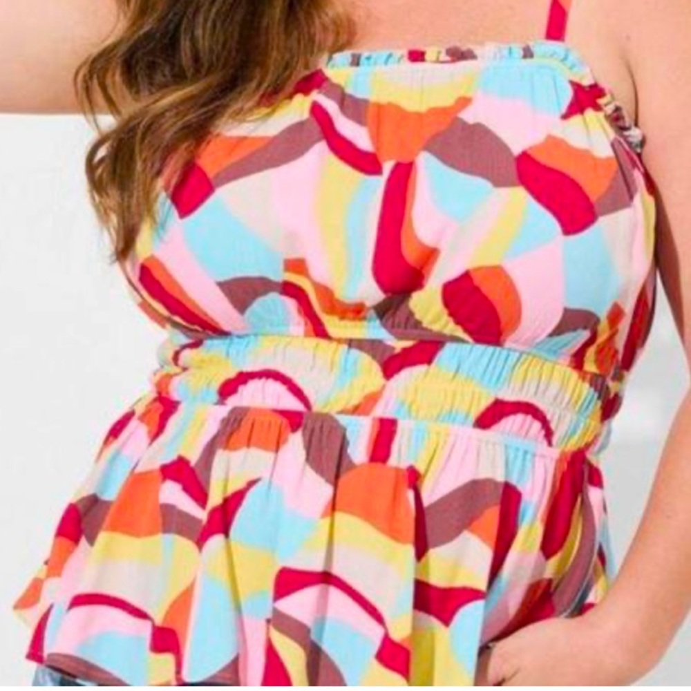 Torrid size 00 Multicolor Geometric Top